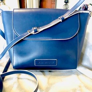 Vera Bradley navy crossbody